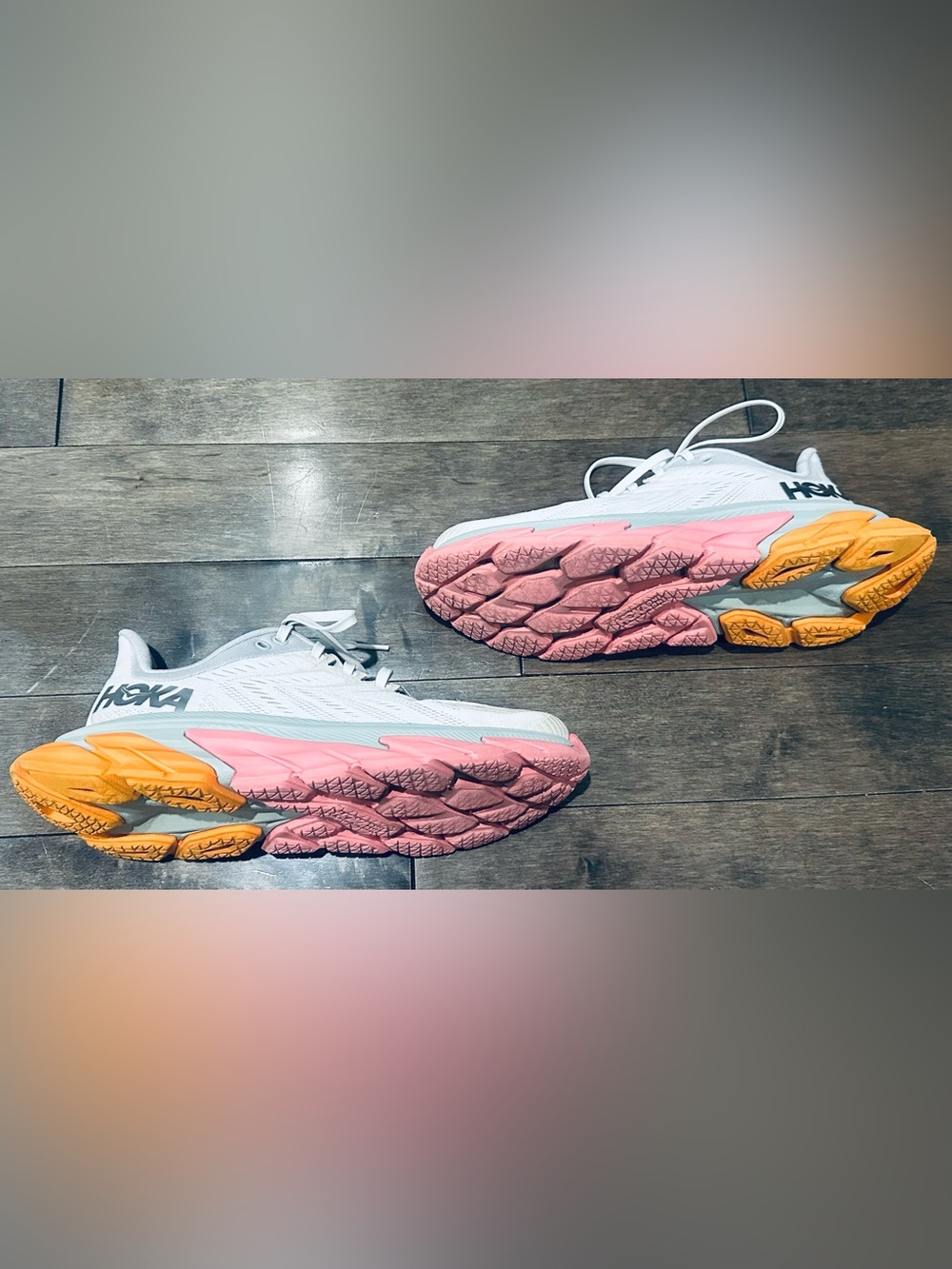 Women’s Sz 9.5 NCLR Nimbus Cloud/ Lunar Rock Hoka One One Clifton Edge Sneakers